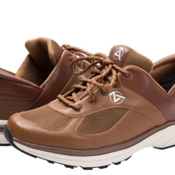 ZEBA Sneakers (If you have difficulty getting your shoes on/off these are ideal) - Picture 4 of 12